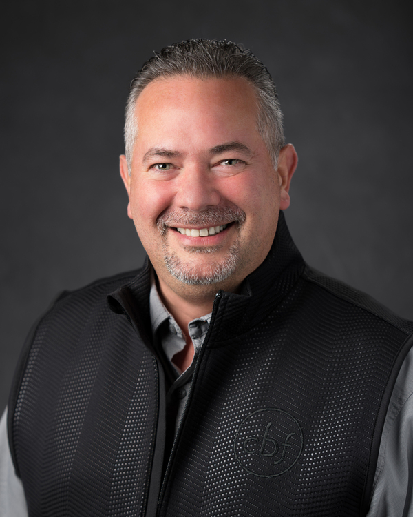 Advent Through Immigrant Eyes with Rubén Ortiz